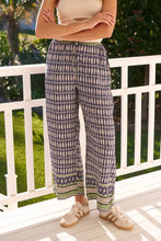 Load image into Gallery viewer, Lorena Print Cici Pants